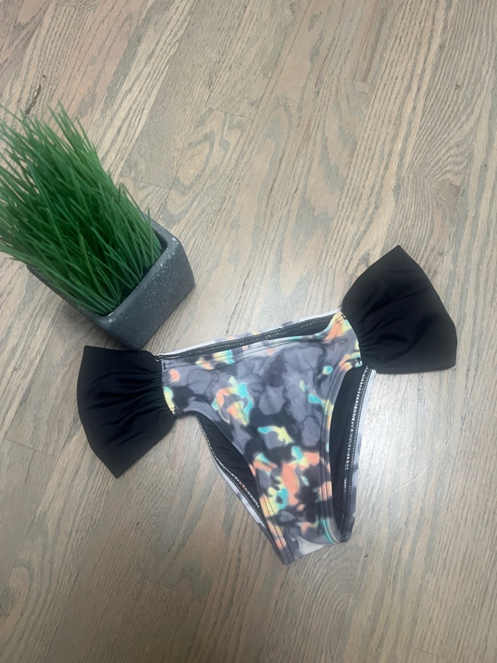 Fox Women's Black Multi-Color Ruffle Bikini Bottom